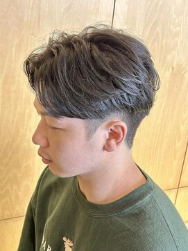 ニアウ 伊勢崎連取店(Niau) 波巻きスパイラルパーマツイストスパイラルパーマシャドウパーマ