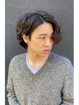 アムリヘアー(AMURI hair) マッシュベースのウルフ寄りパーマ