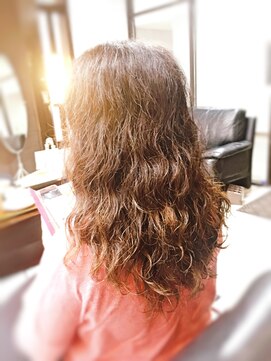 キャン 温品店(CAN) 【ＣＡＮ】ロングウエーブスタイル×オーガニックリタッチカラー