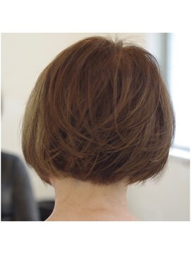 バレット(BALETT) ナチュラルショートボブ