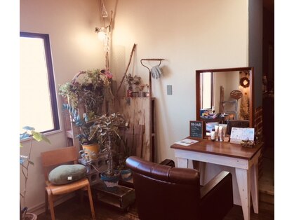 ヘアアトリエ チトニワ(hair atelier titoniwa)の写真