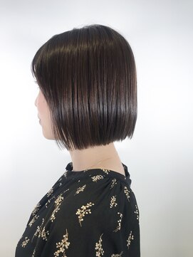 ビアンコ(BlANCO) 【BLANCO】コンパクト！ストレートボブ