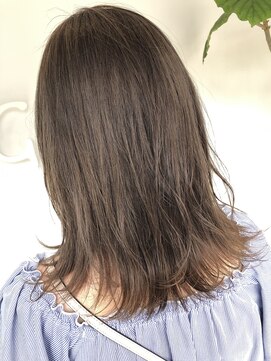 ジャガラ 千葉駅北口店(JAGARA) ナチュラルベージュ【千葉・千葉駅・千葉駅北口】