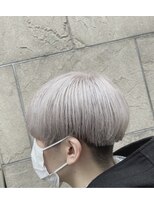 エコモ ヘアー(E Komo hair)&nbsp;ホワイトうすピンクラベンダー/ツーブロック