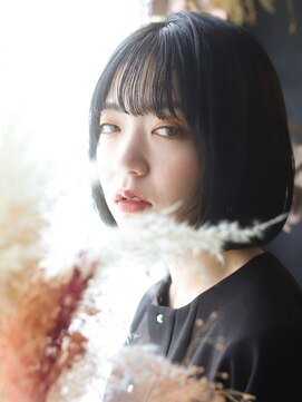 アンルポン 天満橋(un le pont) ☆un le pont style☆ダークカラー×シースルーバングミニボブ