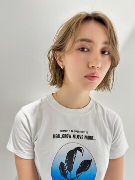 サンバレー(SUNVALLEY) ハイトーンカラー切りっぱなしラフボブベージュ