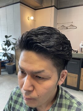 デアグランツ(der Glanz) メンズカット＆アイロンパーマ