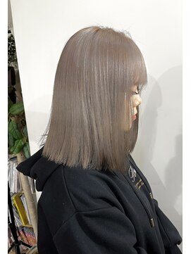 サロン ド ビカ(Salon de bika) U24ケアブリーチミルクティーベージュカラー