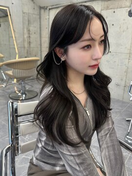 サイン 渋谷(SIGN) ザクザクレイヤーカット巻き方簡単ミディアムロング韓国表参道