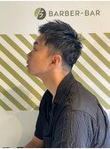 ビジネスマンにおすすめの黒髪短髪 バーバースタイル