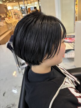 シャンプーボーイエイムス(SHAMPOO BOY aims) ショートボブ