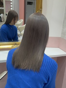 リー 梅田(Lee) ブリーチ２回！艶々グレージュ♪