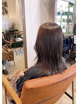 ヘケム(hekm)&nbsp;セミロングヘアー