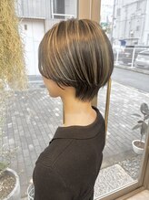 サロン オプティクス(Salon Optics) ハイライト×ショート×ブリーチ