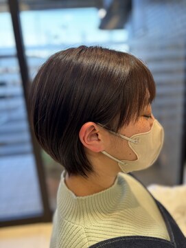 パクタ(PAcuTA.) 耳掛けショート。