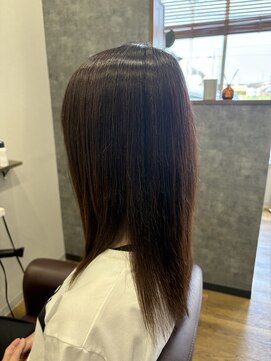 ポルク (Polku) ウル艶ストレート