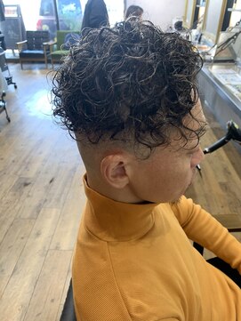 アークス(Arks) 個性があるハードパーマ！