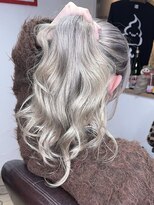 ブレイズヘアー(BLAZEhair)&nbsp;【人気ハイトーン】ホワイトミルクティグレージュ×ブリーチ２回