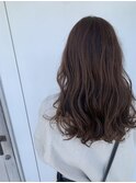 トーンダウンでも柔らかく