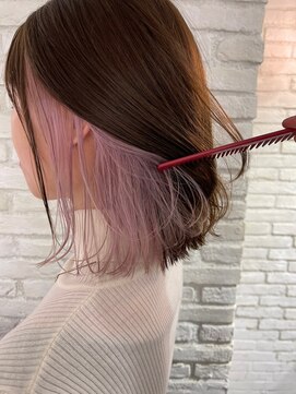 レーヴバイロンド 仙台(Reve by Lond) インナーカラー前髪外ハネボブホワイトブロンド美髪イメチェン