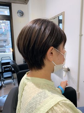 カフカ(CAFCA) 大人ショート/前下がりショート/小顔ショート