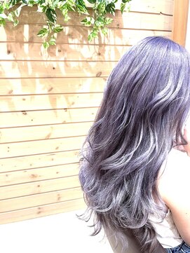ワンダービューティーサノ(Wonder Beauty SANO) ブリーチオンカラーで作るラベンダーシルバージュ