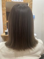 ウタ(uta)&nbsp;【あおき　ひかる】白髪染め卒業！