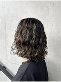 スパイラルパーマ　ハイライト　ロング