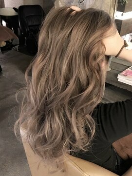 ヴォアソルヂェガーデン(Voasorte GARDEN) ☆Voasorte GARDEN☆外国人風グラデーションカラー