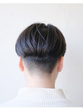 ルプラ ガーデン(le-pla garden) マッシュショート#黒髪#耳掛けショート#刈り上げ#切りっぱなし