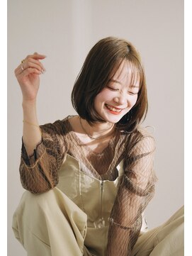 トゥーザシー(TO THE SHE) 小顔サイドバング