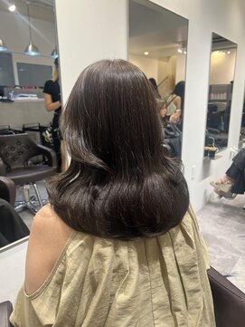 シー(SEA) オリーブベージュ