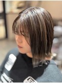 切りっぱなしボブ × ハイライト