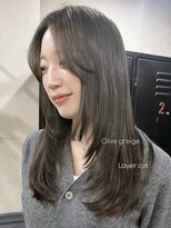 アーカイブ(Archive) オリーブグレージュ×バタフライカット/レイヤーカット