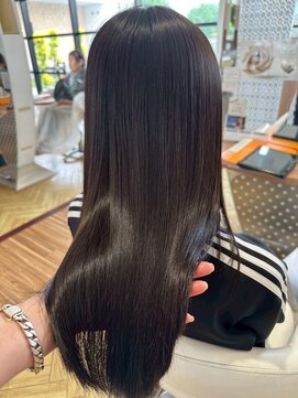 イーストハムアネーロ(EAST HAM anello) ツヤ髪ストレート/ブラック