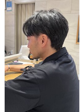 ピークアブー アヴェダ 池袋東武(PEEK-A-BOO AVEDA) 大人センターパート　ビジネスマン　ツーブロック　30代