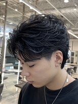 フィフスパーク(fifth PARK) 渋谷フェザーパーマfifthセンターパートメンズパーマ毛流れ色気