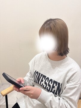 ジーナ 熊本(Zina) ダブルカラー/裾カラー/ミルクティーベージュ