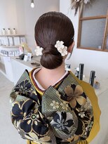 エメ 小山(Aimer) カチモリヘア