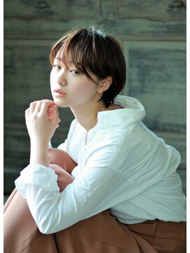 グラス(grass) オトナ　カワイイ　耳かけ　ベイビーショート　用賀　美容室