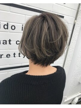 ニド(2do) 太めハイライトショート