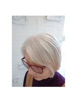 ユアレッシュブ 成田店(Your Lecheveu) グレイヘア☆ショートボブ