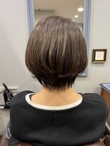 ウィーク 梅田(UiiC)&nbsp;丸みシルエットがかわいいショートスタイル umeda uiic 中沢恵理