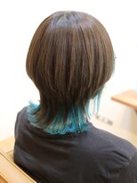シャンティ マッシュウルフ×インナーカラー★アクアブルー