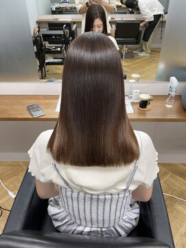 シカ 神戸三宮元町店(Cica) 髪質改善 UPTOGLOSS 三宮 神戸美容室 美髪 艶髪 元町