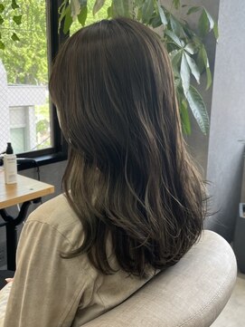 フレーム 博多店(FRAME) 韓国風レイヤーブリーチ無し透明感ミルクティーベージュ福岡博多