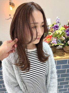 カイ(kai) 大人レイヤースタイル