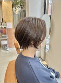 ショートボブ×白髪ぼかしハイライト×髪質改善カラー