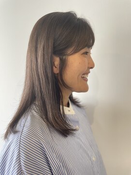 インミーヘアー(in Me.) ギモミロング