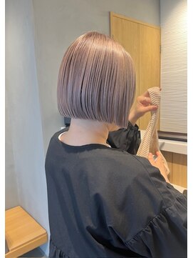 ペレ(pele) ハイトーンボブ　ミニボブ　ケアブリーチ　コンパクトボブ
